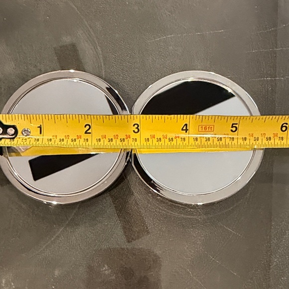 NIB Limited Edition DIOR Silver Compact Mirror - Picture 6 of 6